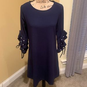 NWT Gorgeous Navy Blue w/pearl accents. Sz S